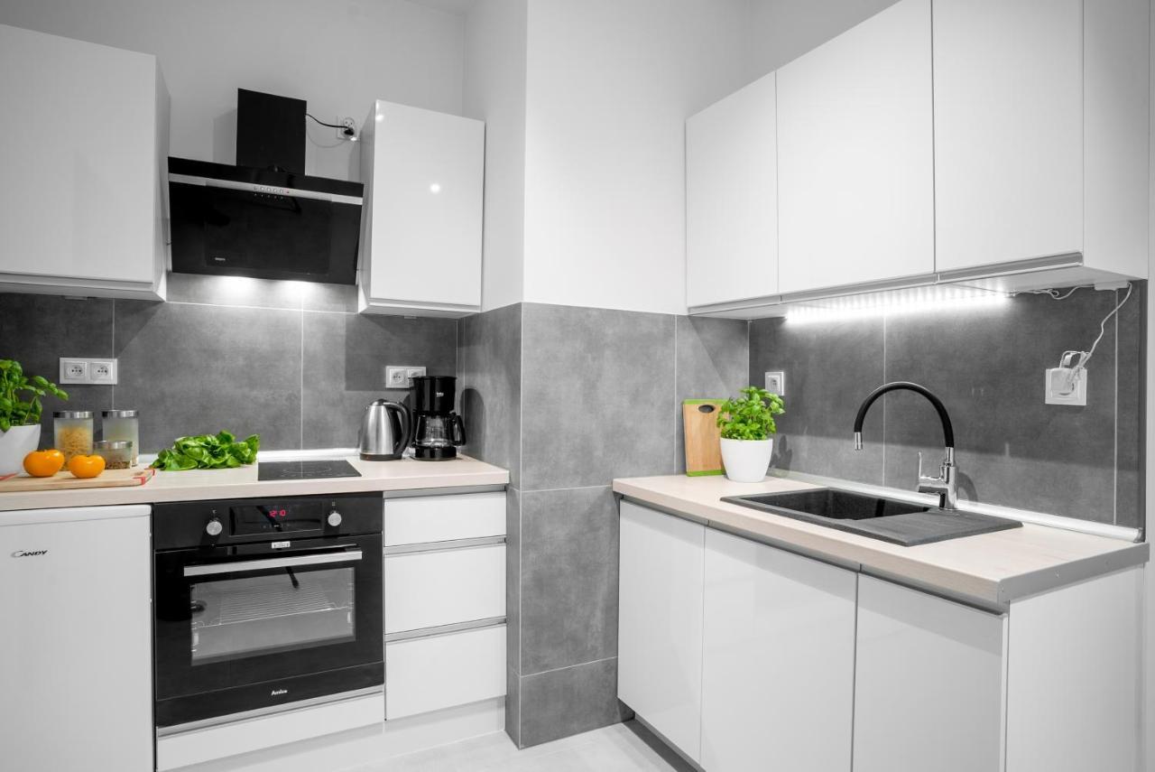 Apartamenty Homely Place Casa Verona - Stary Rynek - Parking Poznań Exteriör bild