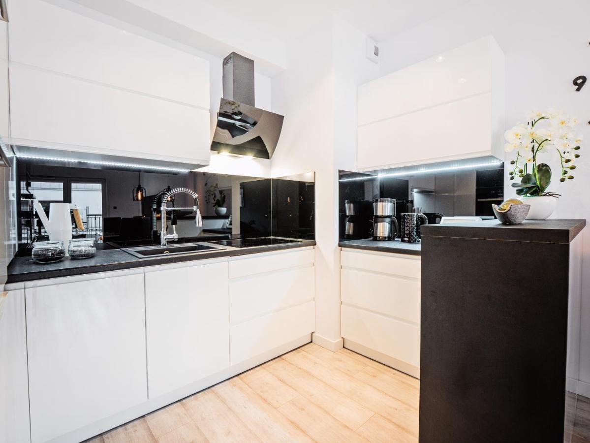 Apartamenty Homely Place Casa Verona - Stary Rynek - Parking Poznań Exteriör bild