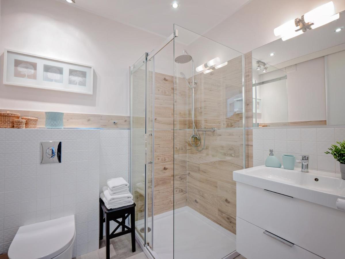 Apartamenty Homely Place Casa Verona - Stary Rynek - Parking Poznań Exteriör bild