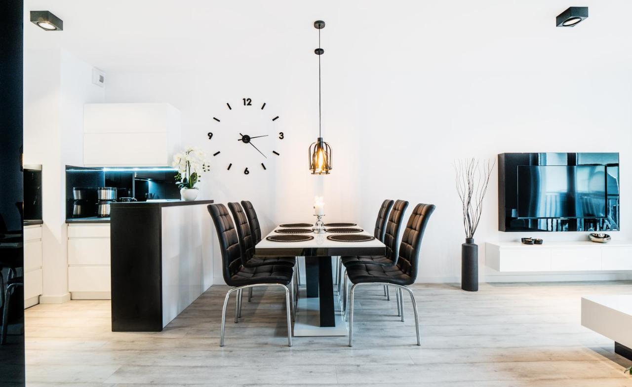 Apartamenty Homely Place Casa Verona - Stary Rynek - Parking Poznań Exteriör bild