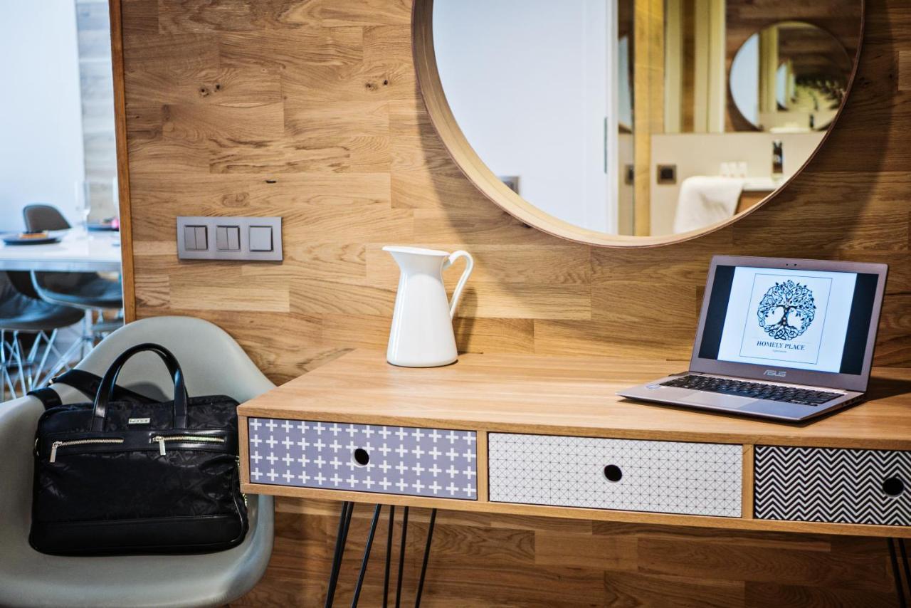Apartamenty Homely Place Casa Verona - Stary Rynek - Parking Poznań Exteriör bild