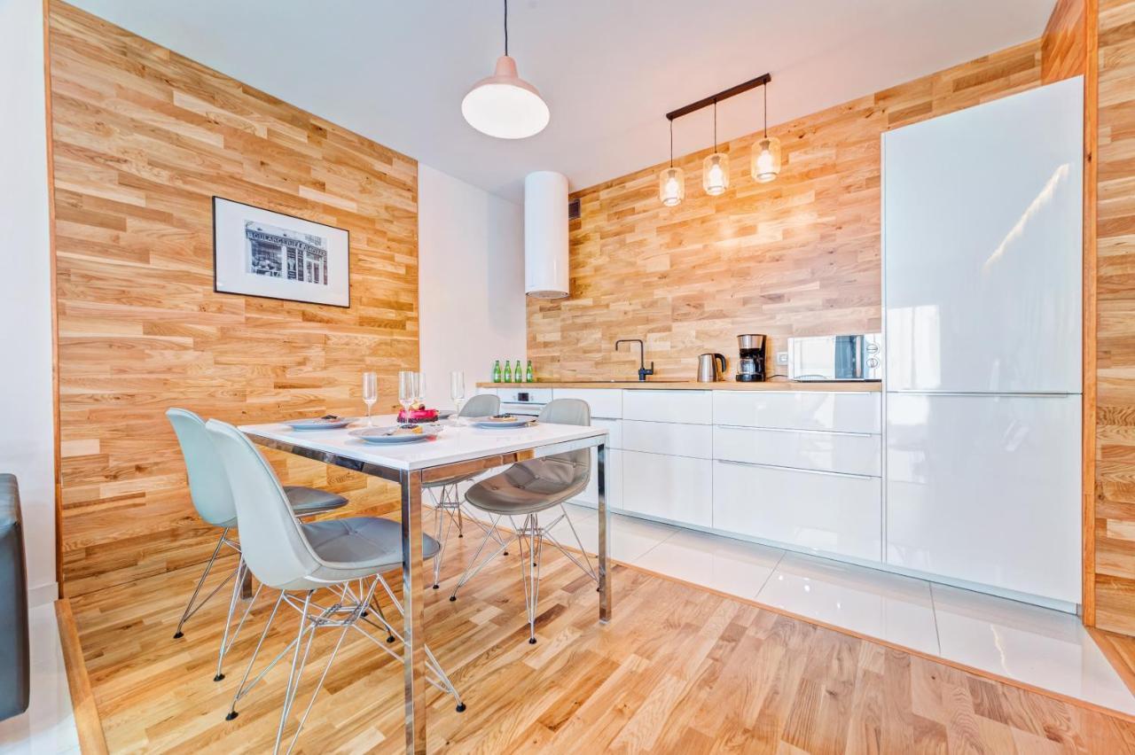 Apartamenty Homely Place Casa Verona - Stary Rynek - Parking Poznań Exteriör bild