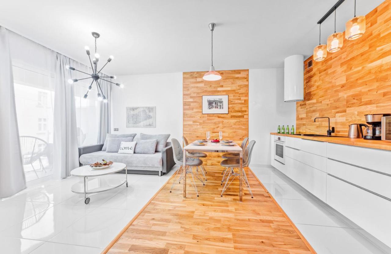 Apartamenty Homely Place Casa Verona - Stary Rynek - Parking Poznań Exteriör bild