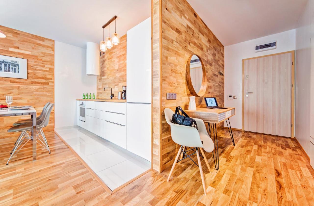 Apartamenty Homely Place Casa Verona - Stary Rynek - Parking Poznań Exteriör bild